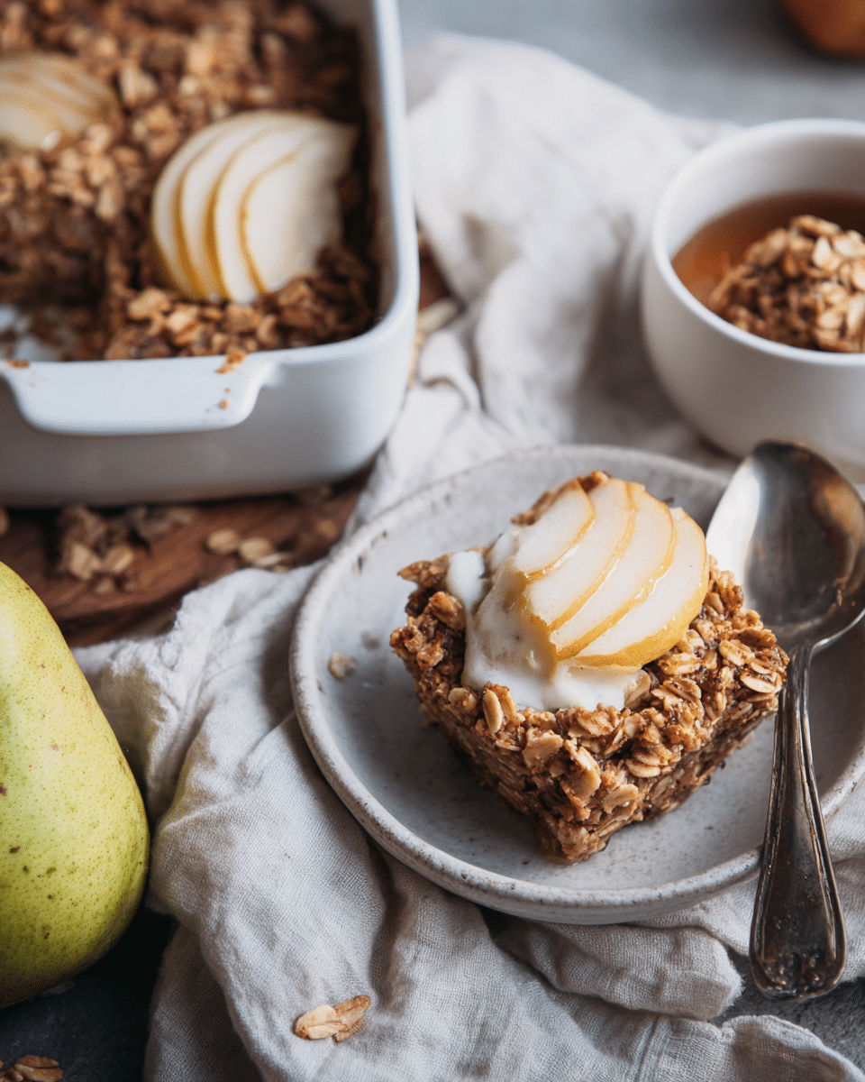 Spiced Pear Baked Oatmeal