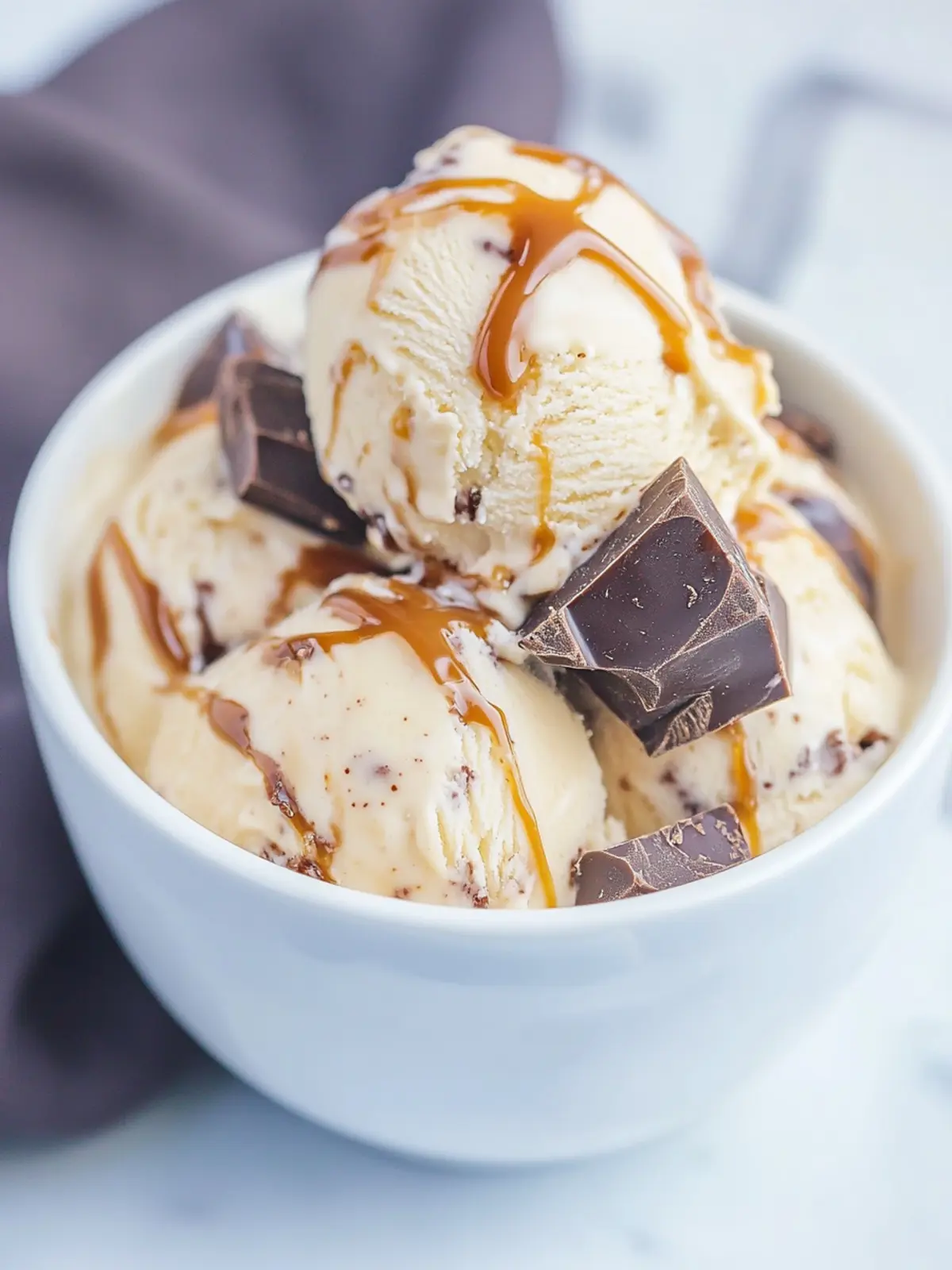 Delicious Salted Caramel Chocolate Chunk Ice Cream Made Easy 4 Salted Caramel Chocolate Chunk Ice Cream