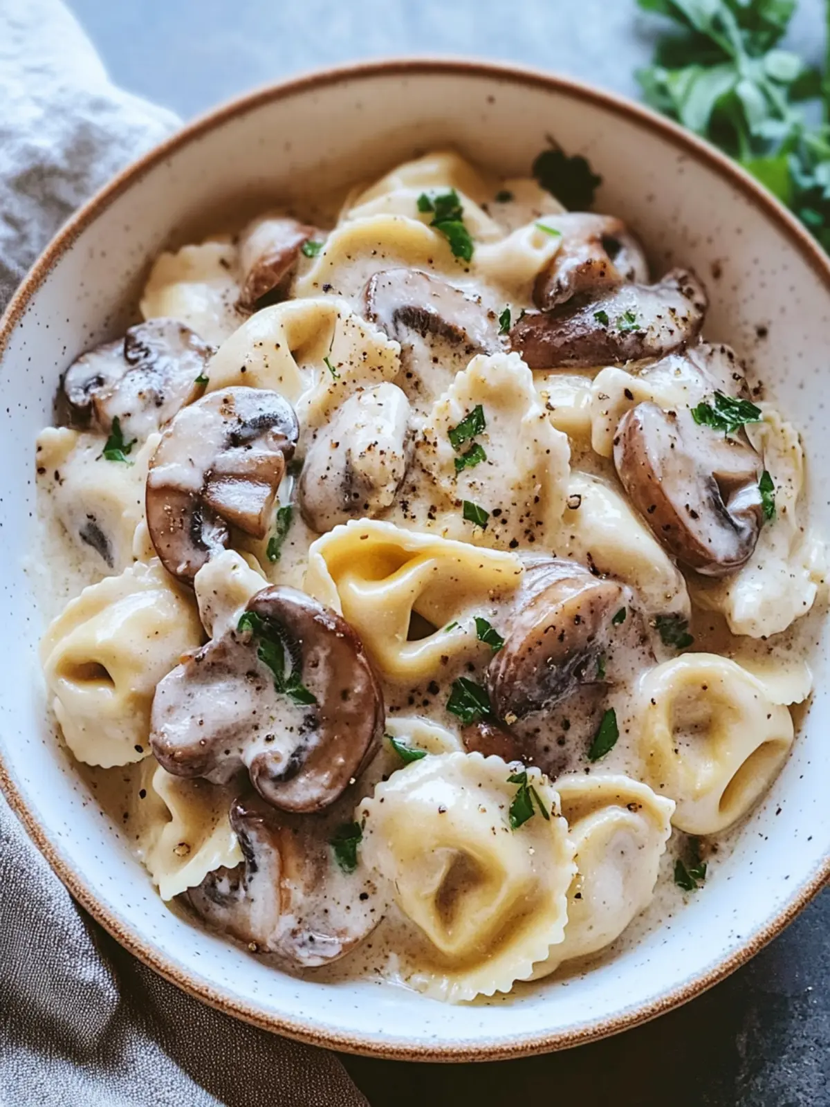 Creamy Mushroom Tortellini Alfredo That Will Wow Your Taste Buds 3 Creamy Mushroom Tortellini Alfredo