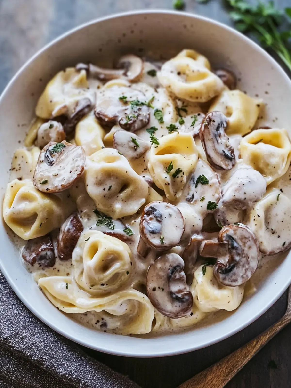 Creamy Mushroom Tortellini Alfredo That Will Wow Your Taste Buds 5 Creamy Mushroom Tortellini Alfredo